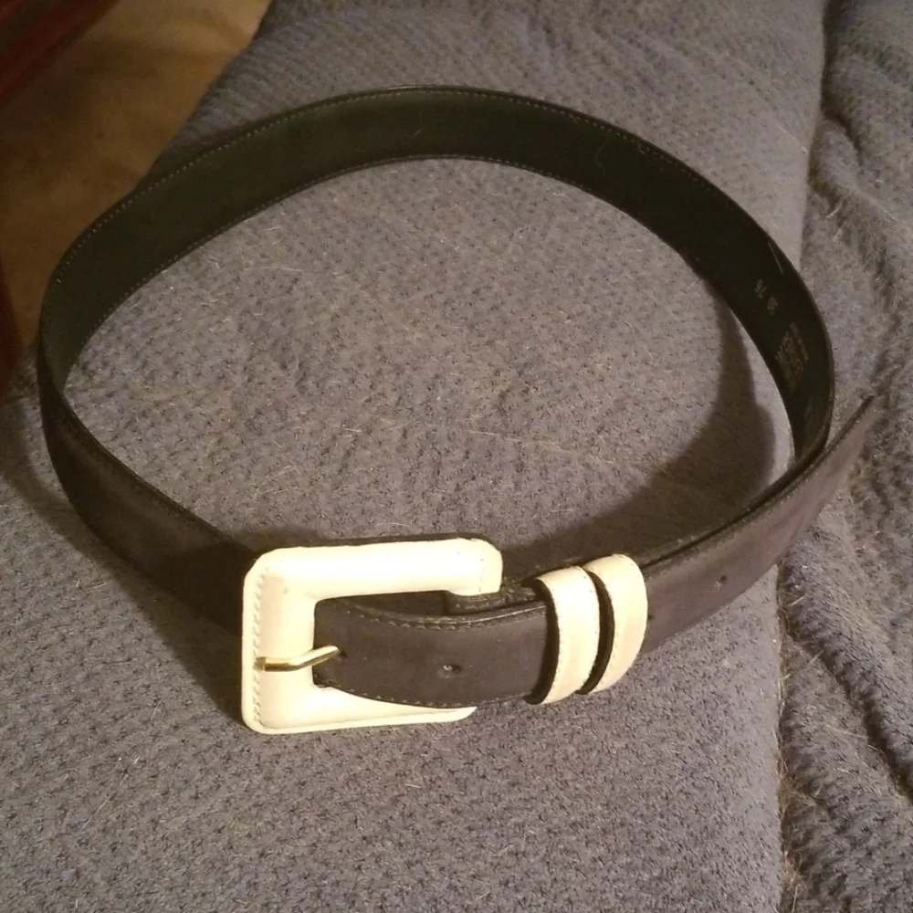 Jaeger vintage black leather belt